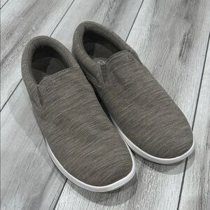 Merinos men's size 10 slip on shoes